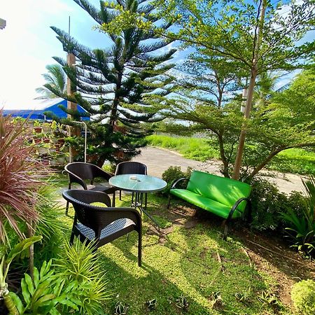 Relaxing Home At Camella Bacolod, Near Airport, Rockwell, Terminals, Famous Resto Екстериор снимка